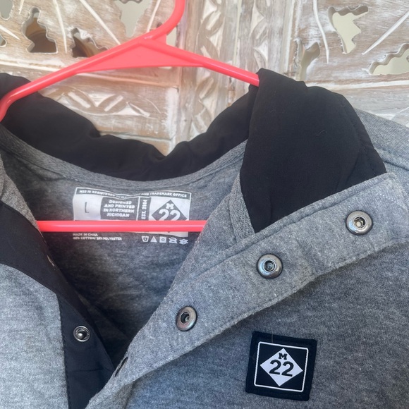 M22 Women’s Fleece - Picture 2 of 3